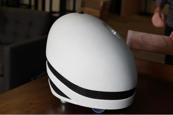 蛋形機器人：外表美 內心強