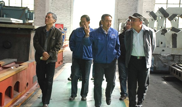 秦川集團總裁胡弘:我們搞了一個“三個三分之一”戰(zhàn)略