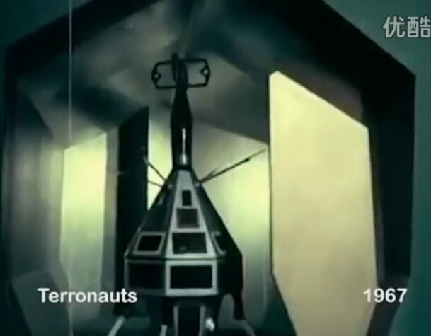 視頻: 兩分鐘回顧一百年來電影中的機器人