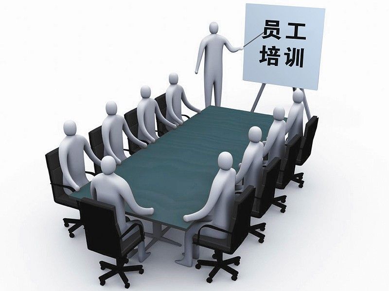 新戰(zhàn)略說新聞：機(jī)器人培訓(xùn)風(fēng)暴來襲