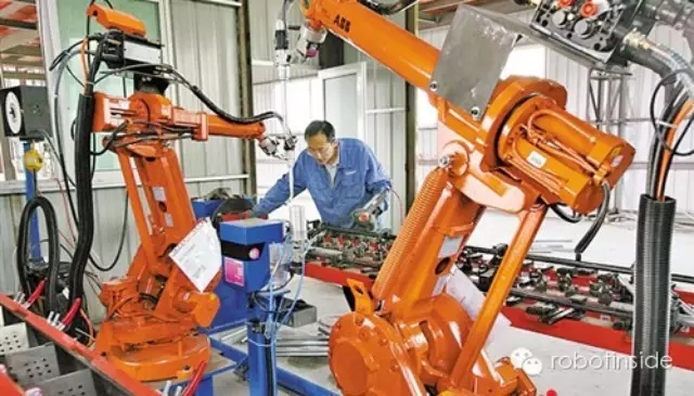 【應用市場】制鞋業用上了機器人！