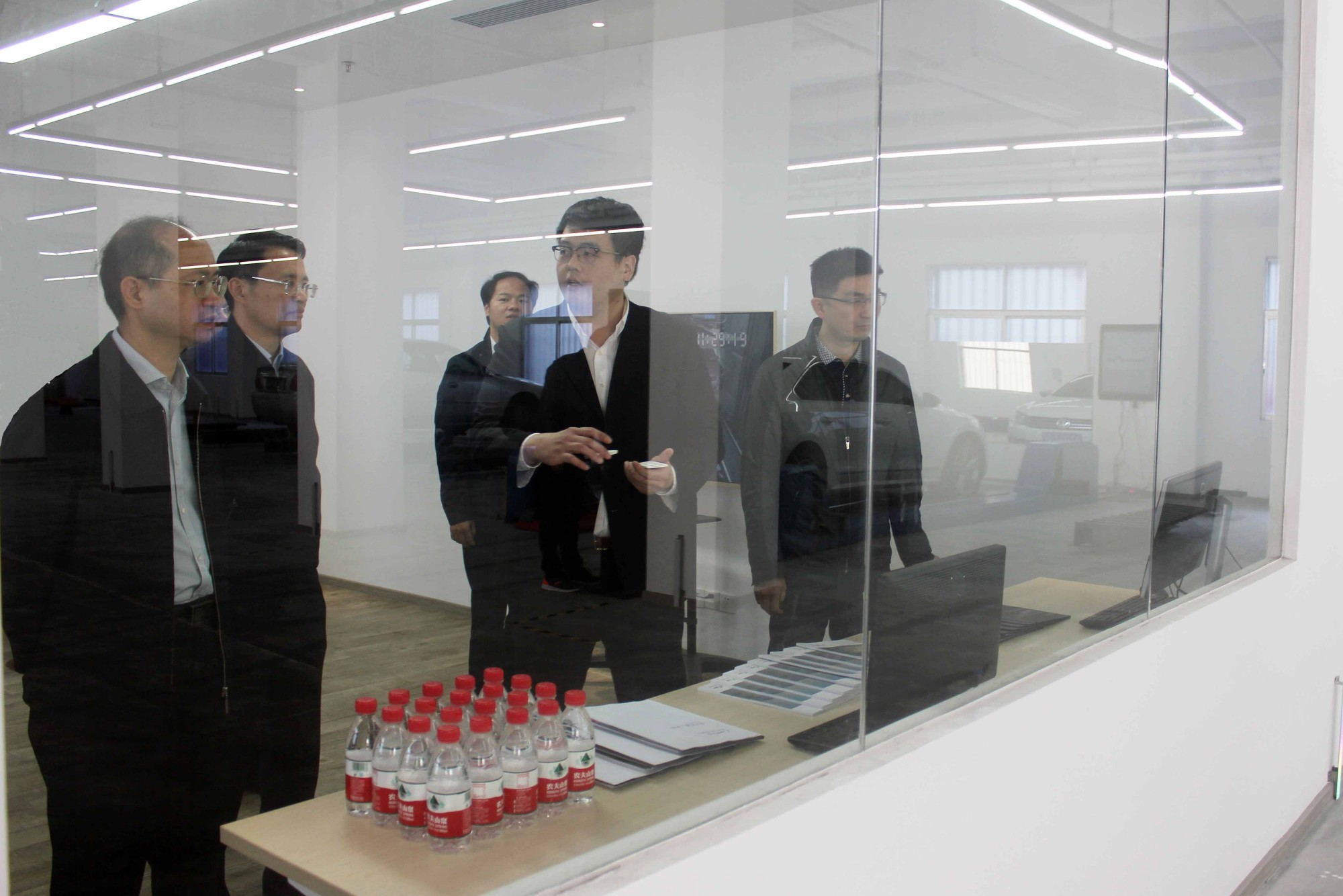 295cdded0f279ffb.jpg (2000×1334)