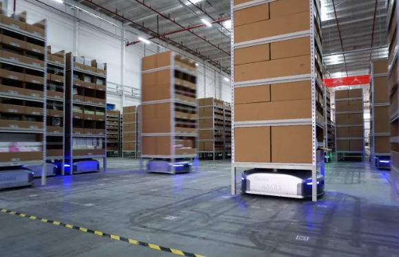 【十佳案例】Geek+日本ACCA項目 倉儲機器人跨國合作的又一杰作！