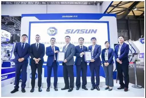 新松張雷：隱于榮譽 顯于開拓