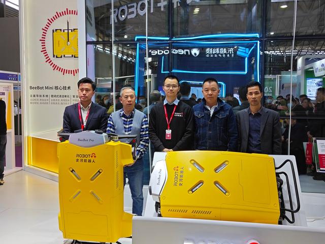 史河機器人BeeBot系列機器人問世 引領(lǐng)外墻清洗新時代