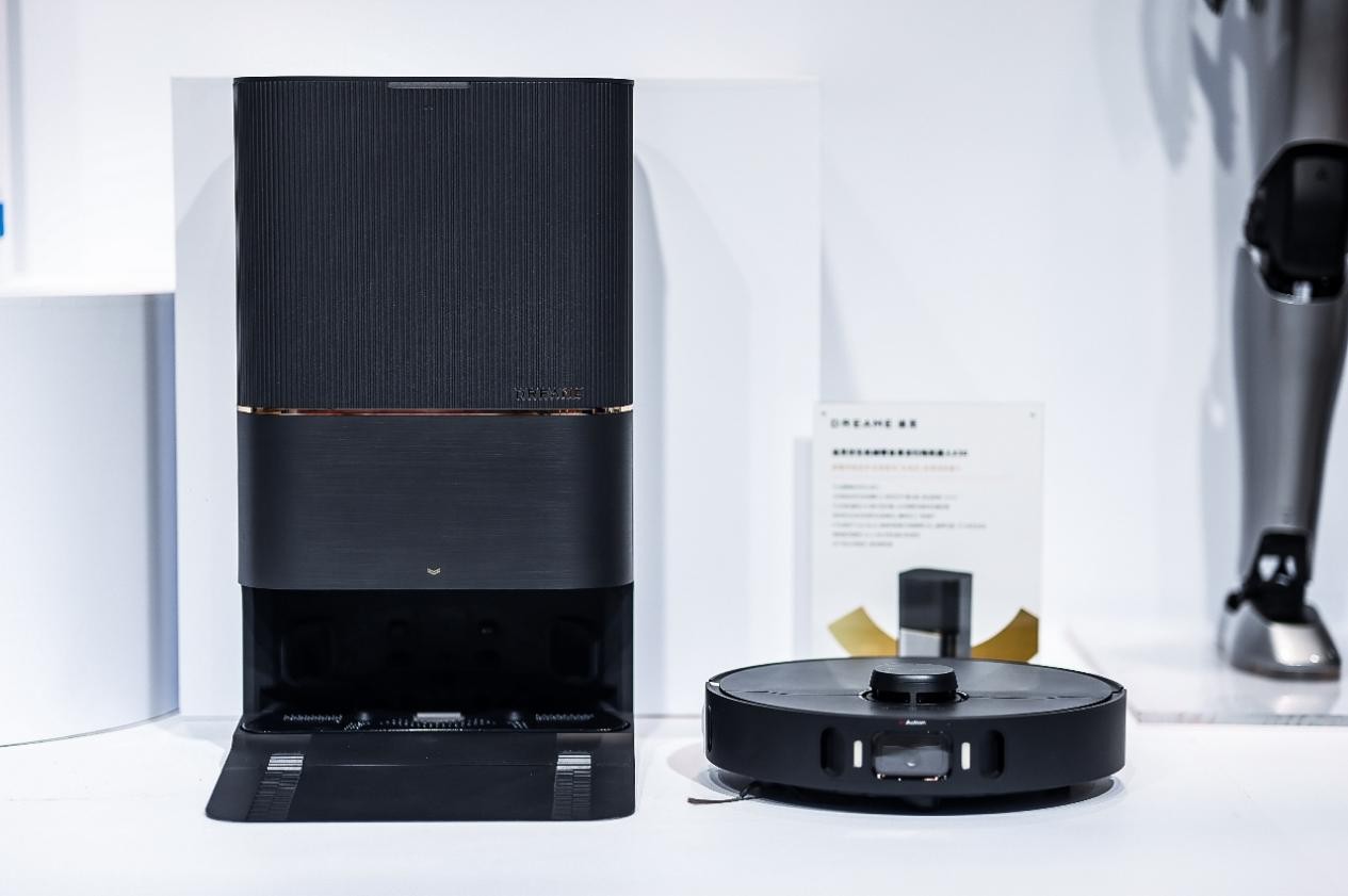 首創(chuàng)行業(yè)4大巔峰技術(shù),追覓X30全球首發(fā)